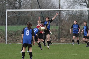 Bild 210 - Frauen am 3.4.11